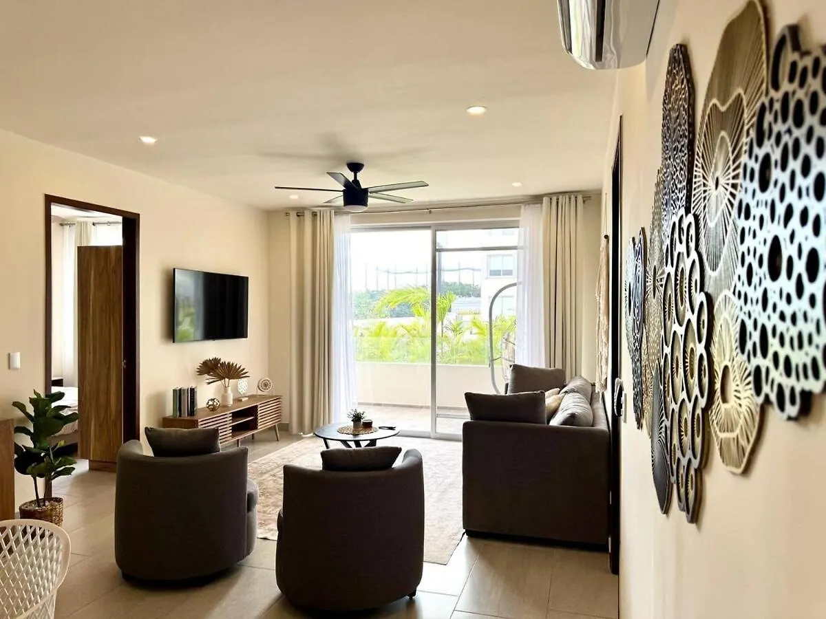 Lovely Space In Cancun Apartment