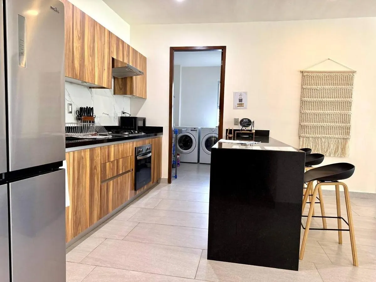 Lovely Space In Cancun Apartment